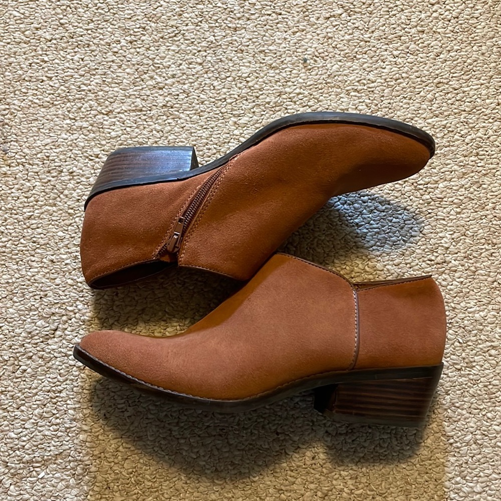 Lucky Brand Rosie/tan booties